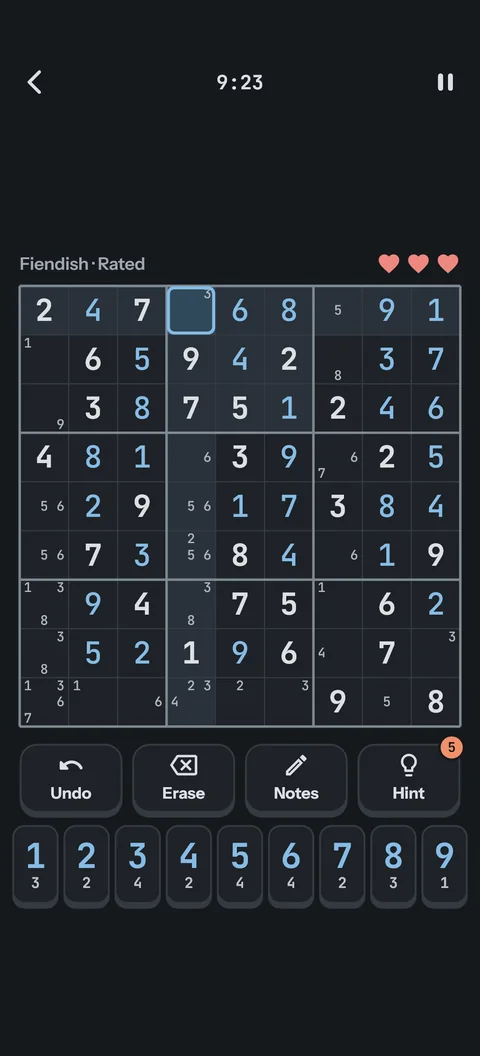 A Fiendish puzzle half solved, with notes, three lives and a one-row digit pad